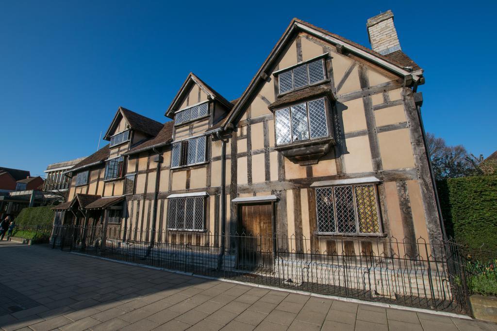 Elm Court Serviced Apartments Stratford-upon-Avon Zewnętrze zdjęcie